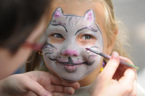 Грим кошки на лице для детей. Как нарисовать кошку на лице аквагримом
